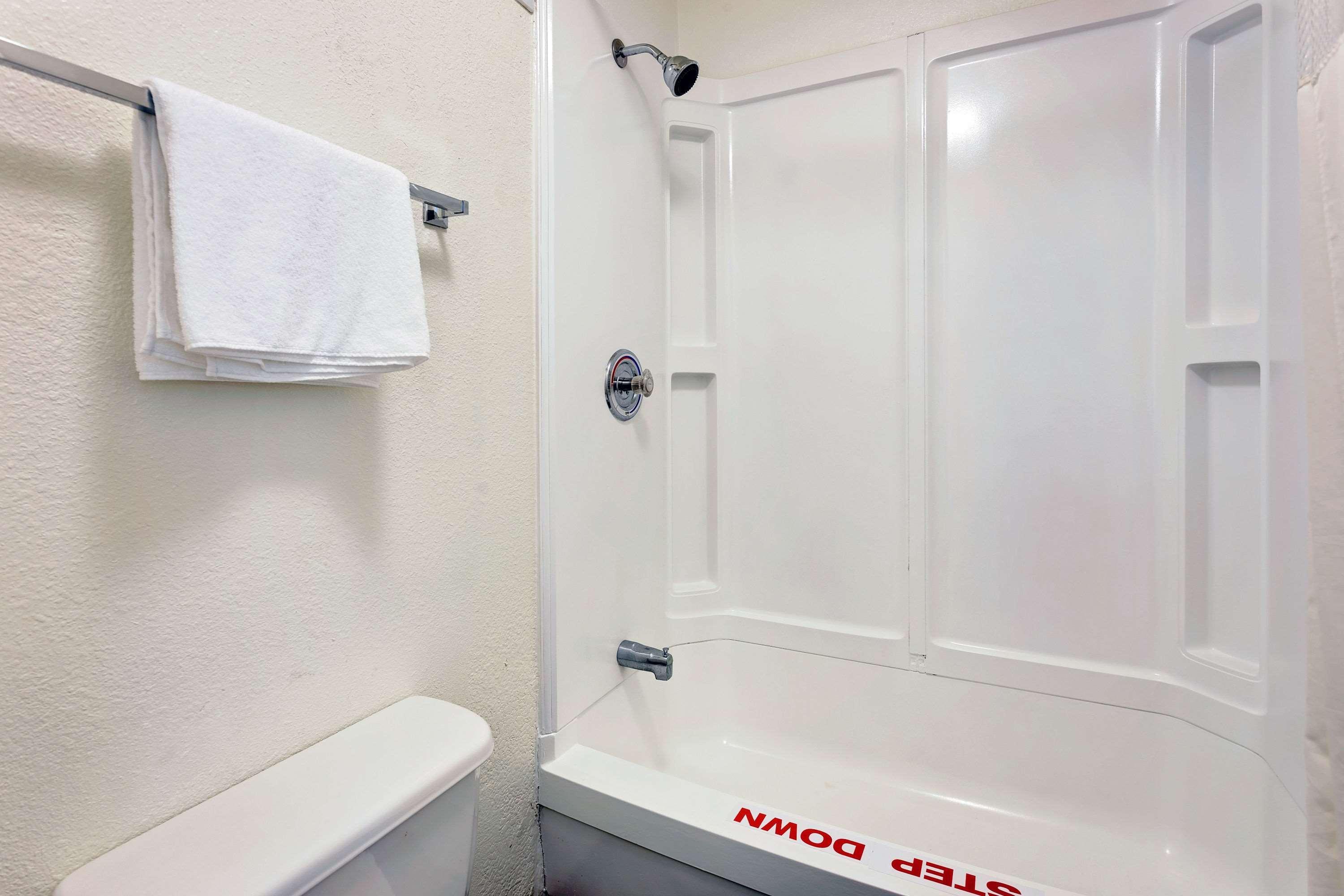 Travelodge By Wyndham College Park Esterno foto