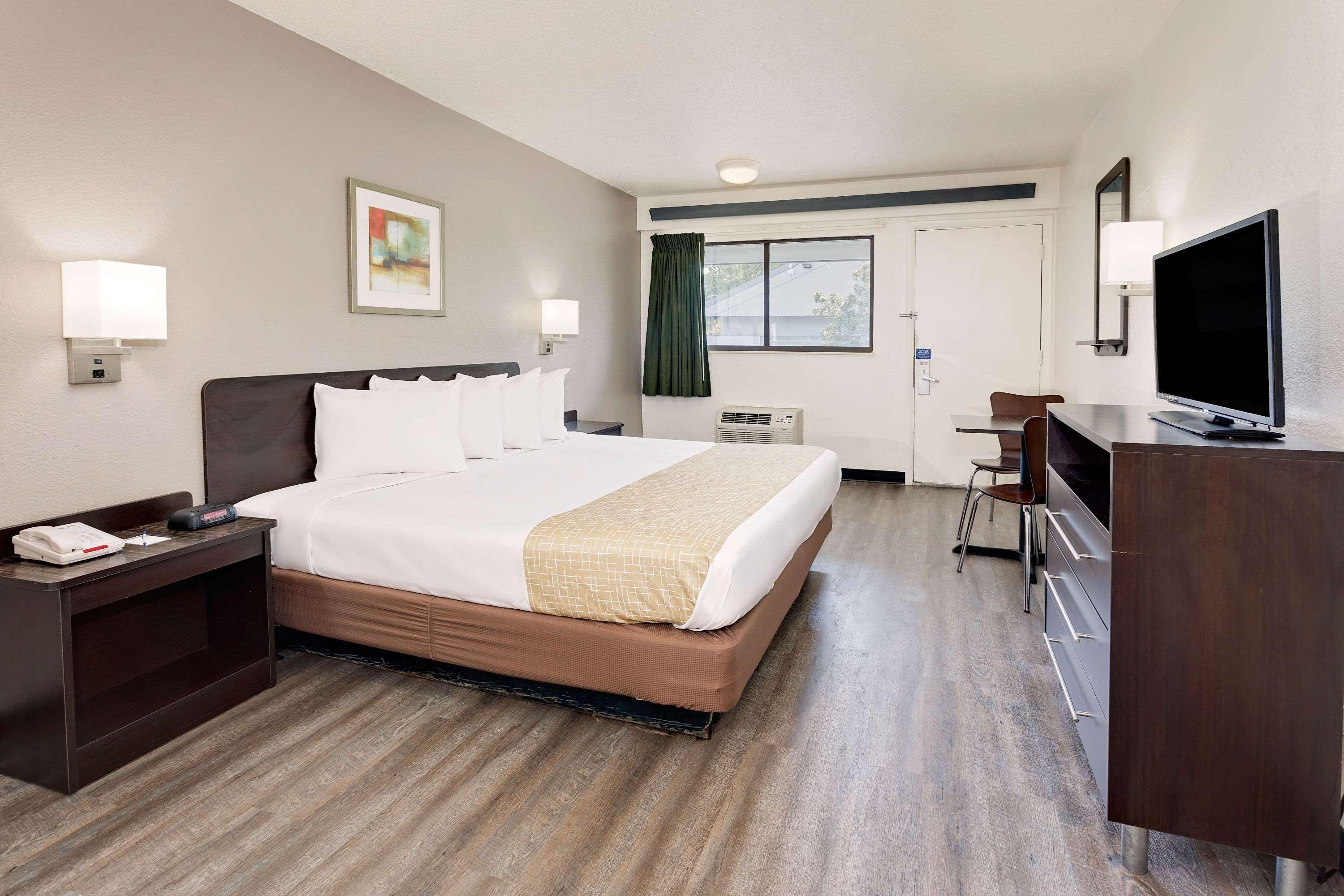 Travelodge By Wyndham College Park Esterno foto