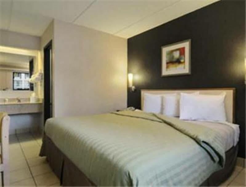 Travelodge By Wyndham College Park Esterno foto